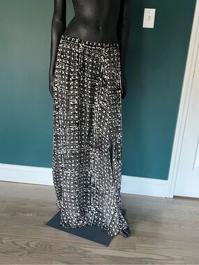Michael Kors Black and White Graphic Print Maxi Skirt